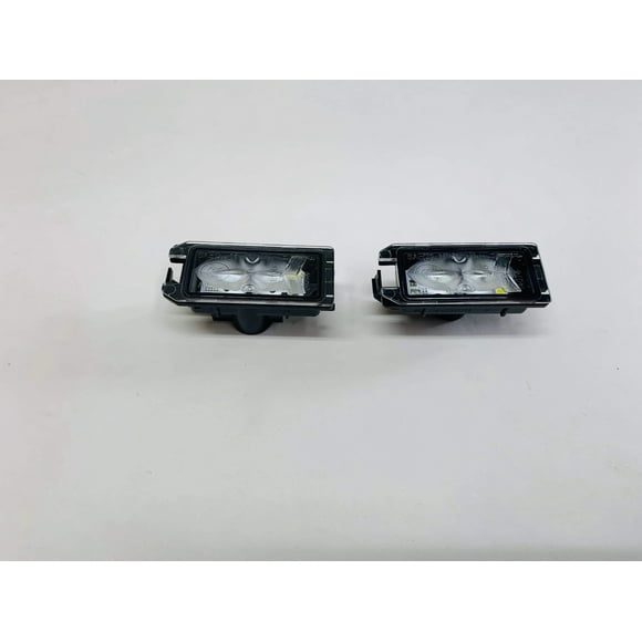 Jeep Grand Cherokee License Plate Light