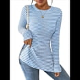 thumbnail image 1 of Camiseta de Larga A Rayas para Mujer, Cuello Redondo, Dobladillo con Abertura, Corte Entallado Azul XXL, 1 of 8