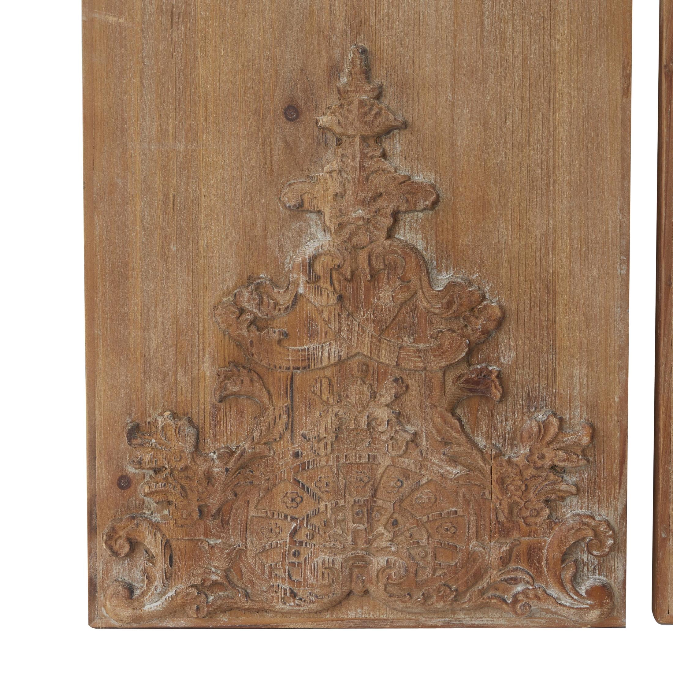 DecMode Brown Wood Carved Antefix Floral Wall Decor (3 Count)