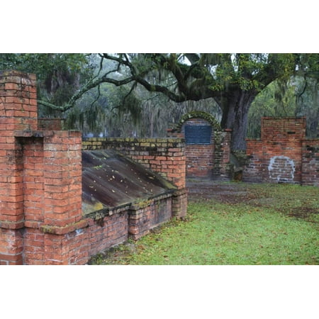 georgia savannah burial vaults in historic colonial park cemetery