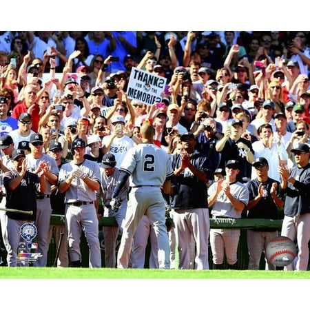 Derek Jeter leaves the field for the last time in his final game- September 28 2014 at Fenway Park Photo