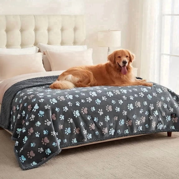 Waterproof Pet Blanket, Cat Flannel Washable Soft Pet Mat Throw, Pee Proof Dog Blanket for Sofa Bed Couch, Cover for Kennel Crate Bed, Grey, 40x28"