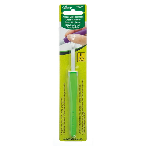 Clover Amour Crochet Hook, K (6.5mm)