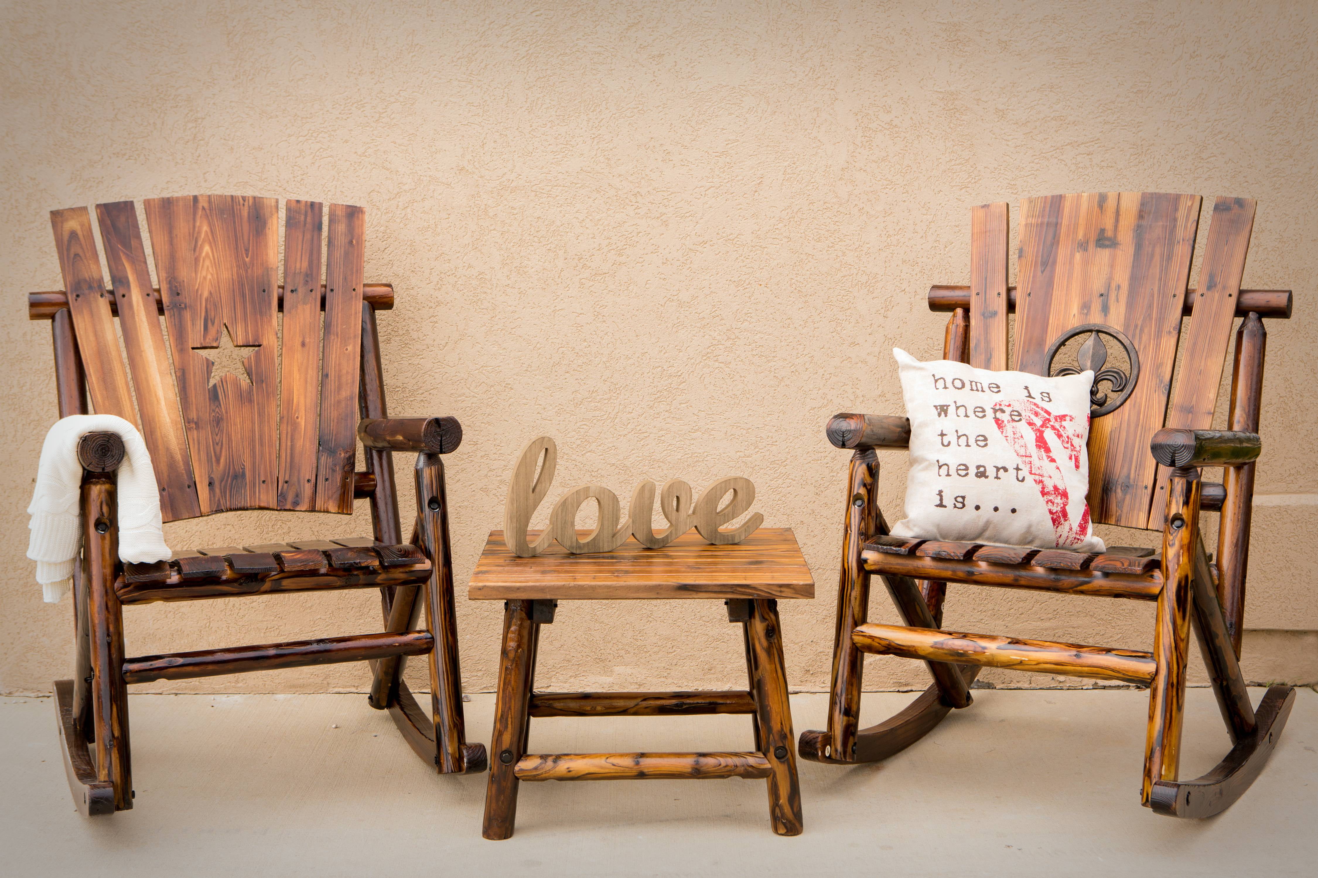 Leigh Country Char Log Outdoor Rocker With Fleur De Lis Medallion