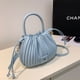 thumbnail image 4 of Bolso de diseño de nicho para mujer, bolso de mano tipo cubo plisado de primavera, bolso cruzado de hombro que combina con todo, 4 of 6
