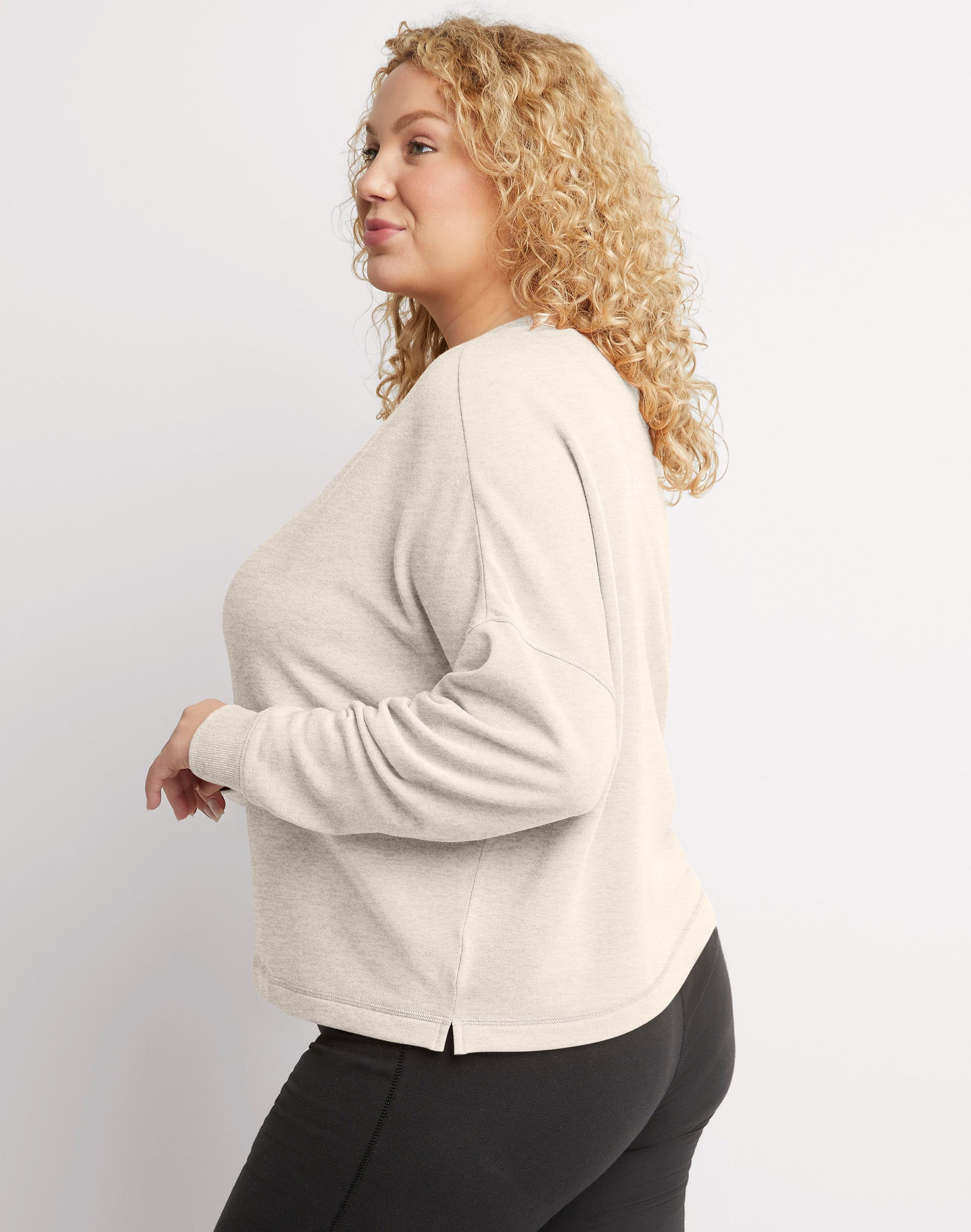 Hanes Originals Women's Soft Brushed Crop Sweatshirt (Plus Size) Wheat Heather 2X