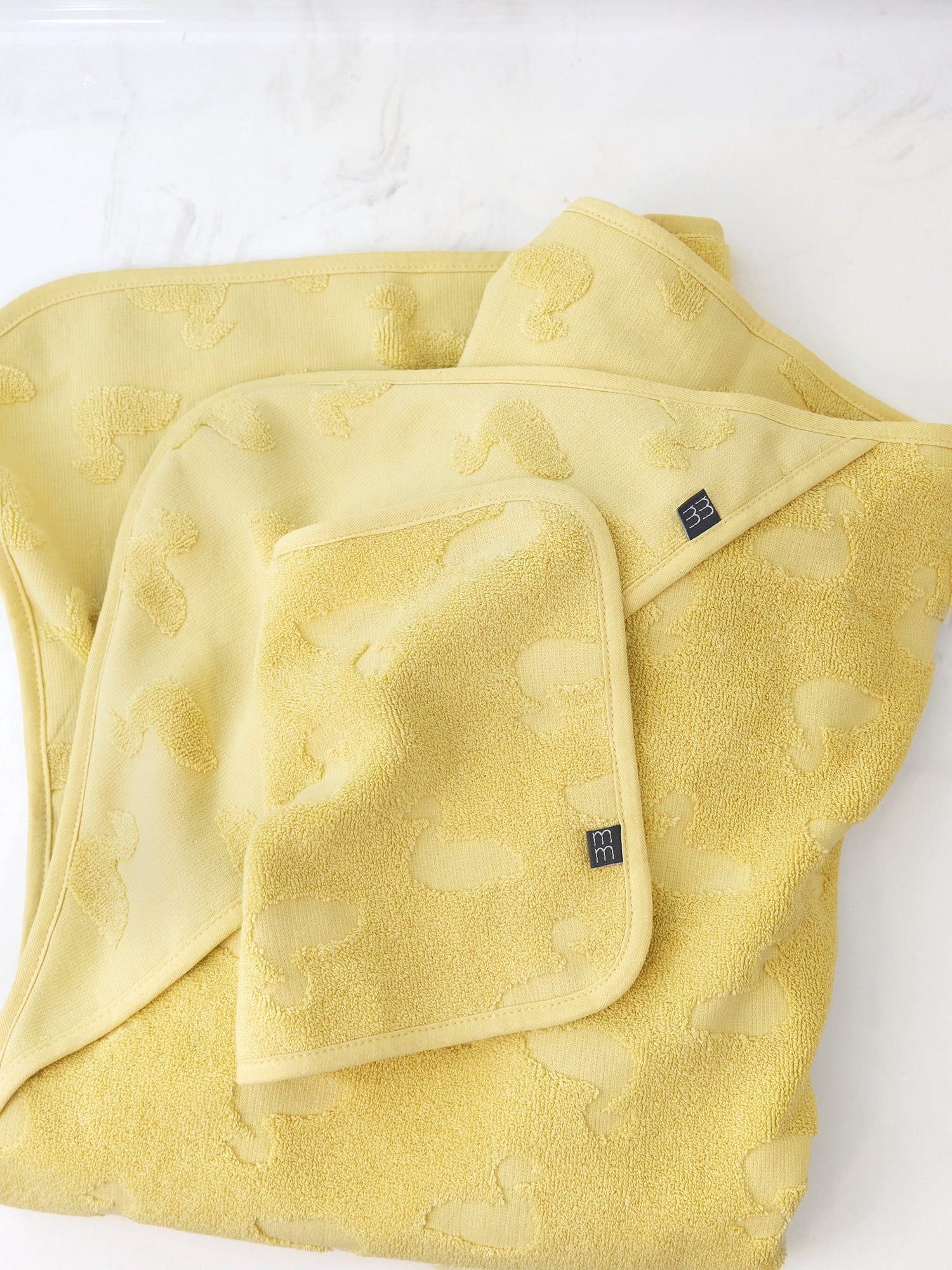 Modern Moments By Gerber Gender Neutral Hooded Towel and Washcloth Gift Set, 2-Piece, One Size
