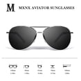 thumbnail image 4 of Gafas de sol mxnx Aviator MX208 con marco plateado y lente negra, 4 of 7