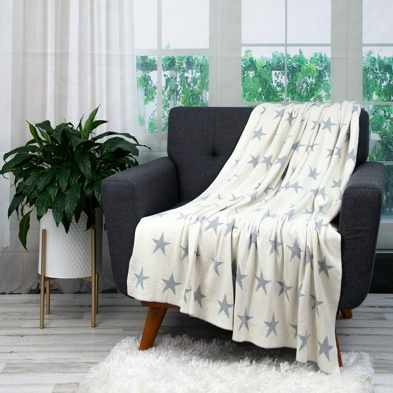 Gray And White Stars Knitted Throw Blanket Gray And White Stars Knitted Throw Blanket
