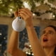thumbnail image 5 of Adornos navideños flocados | Bolas de terciopelo para árbol de Navidad de 6 cm | Decoraciones colgantes de plástico para árbol de Navidad, corona y repisa | Juego de 1, 5 of 5