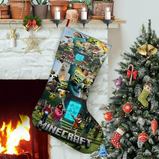Una Película de Minecraft Tema: Calcetines de Navidad, fino lino blanco para colgar en escaleras y chimenea, decoración navideña para el hogar, regalo de Navidad.54cm×38cm