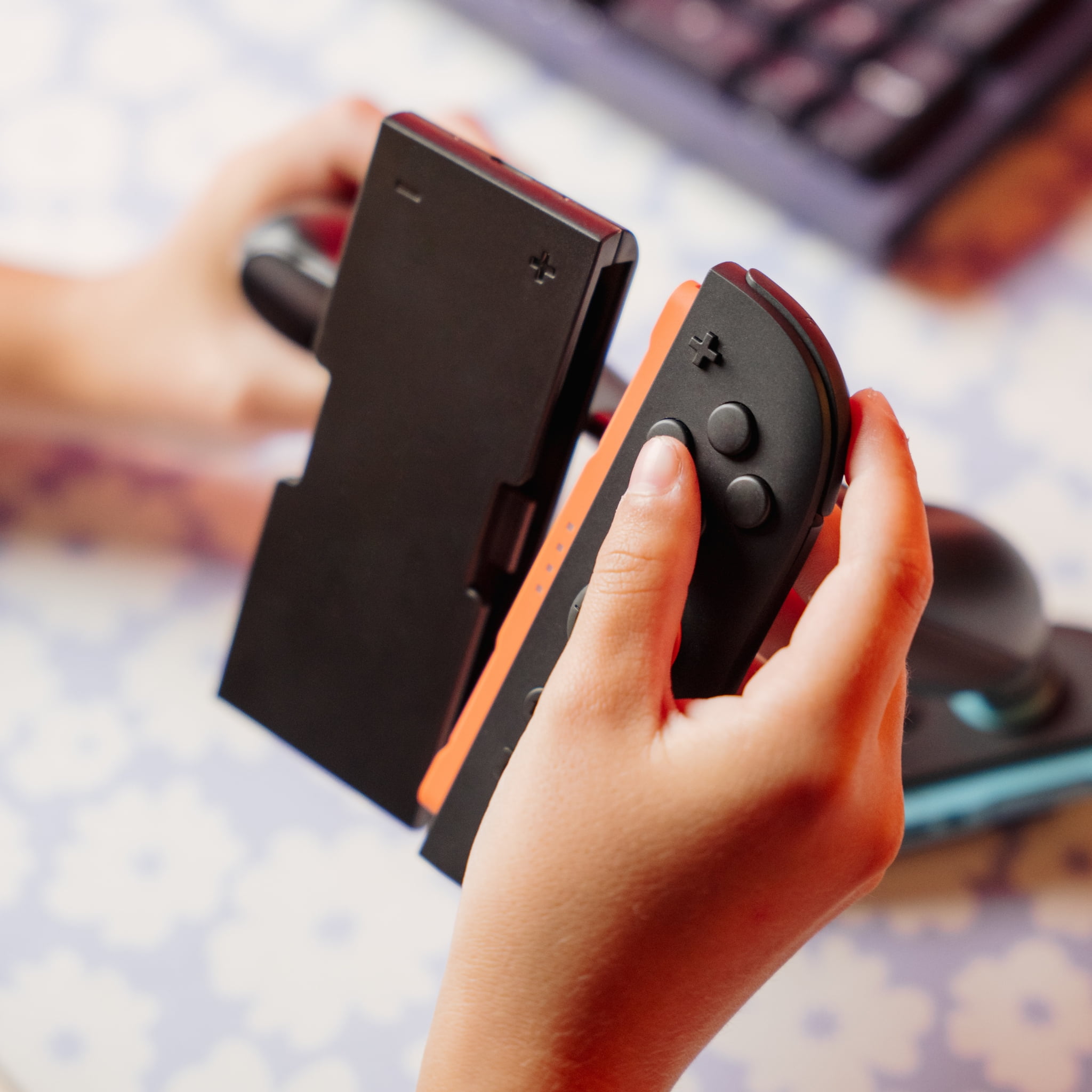 Poignée de manette Pro rechargeable Surge pour accessories Nintendo Switch 2