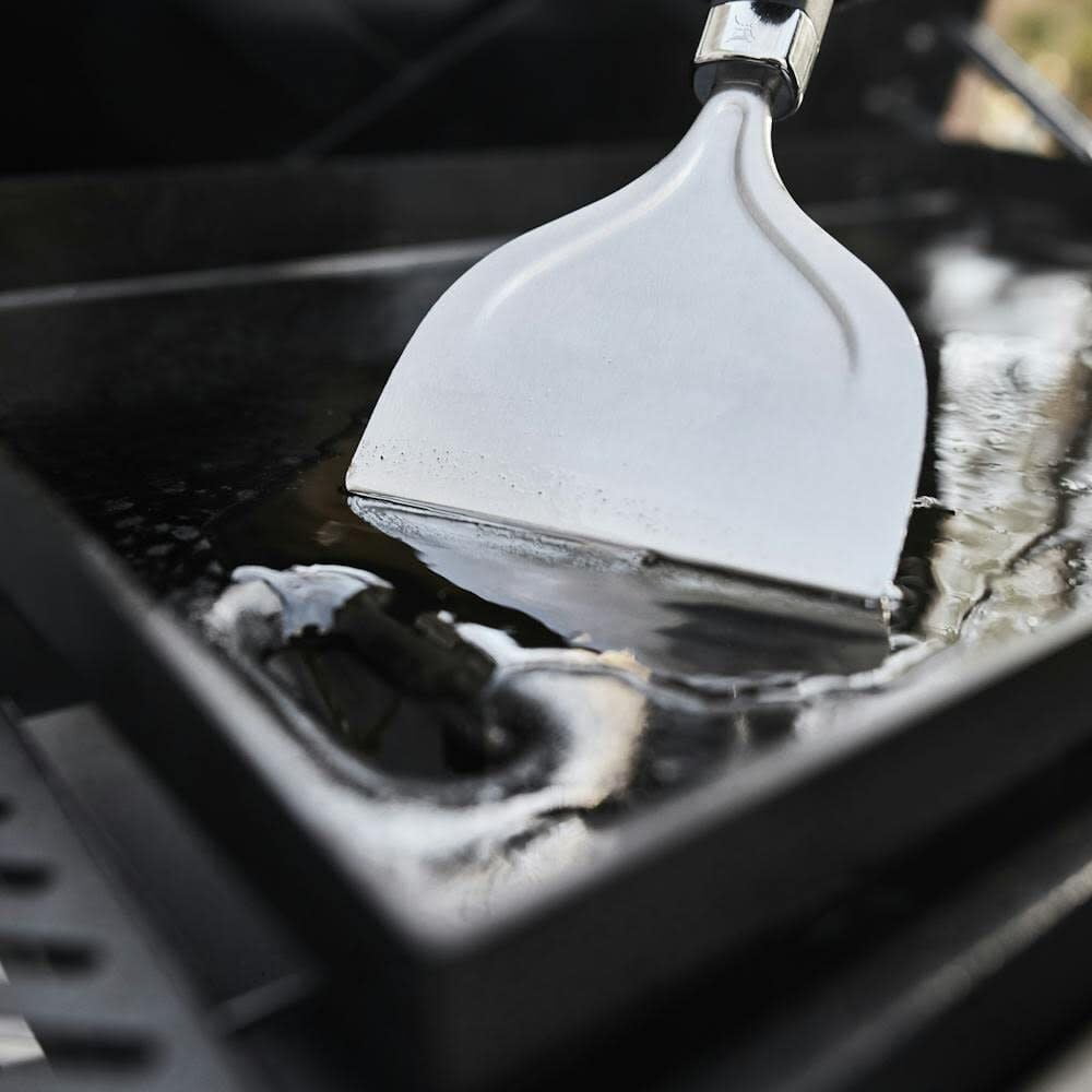 Weber Slate 28 Inch 3 Burners Natural Gas Rust-Resistant Griddle, Black