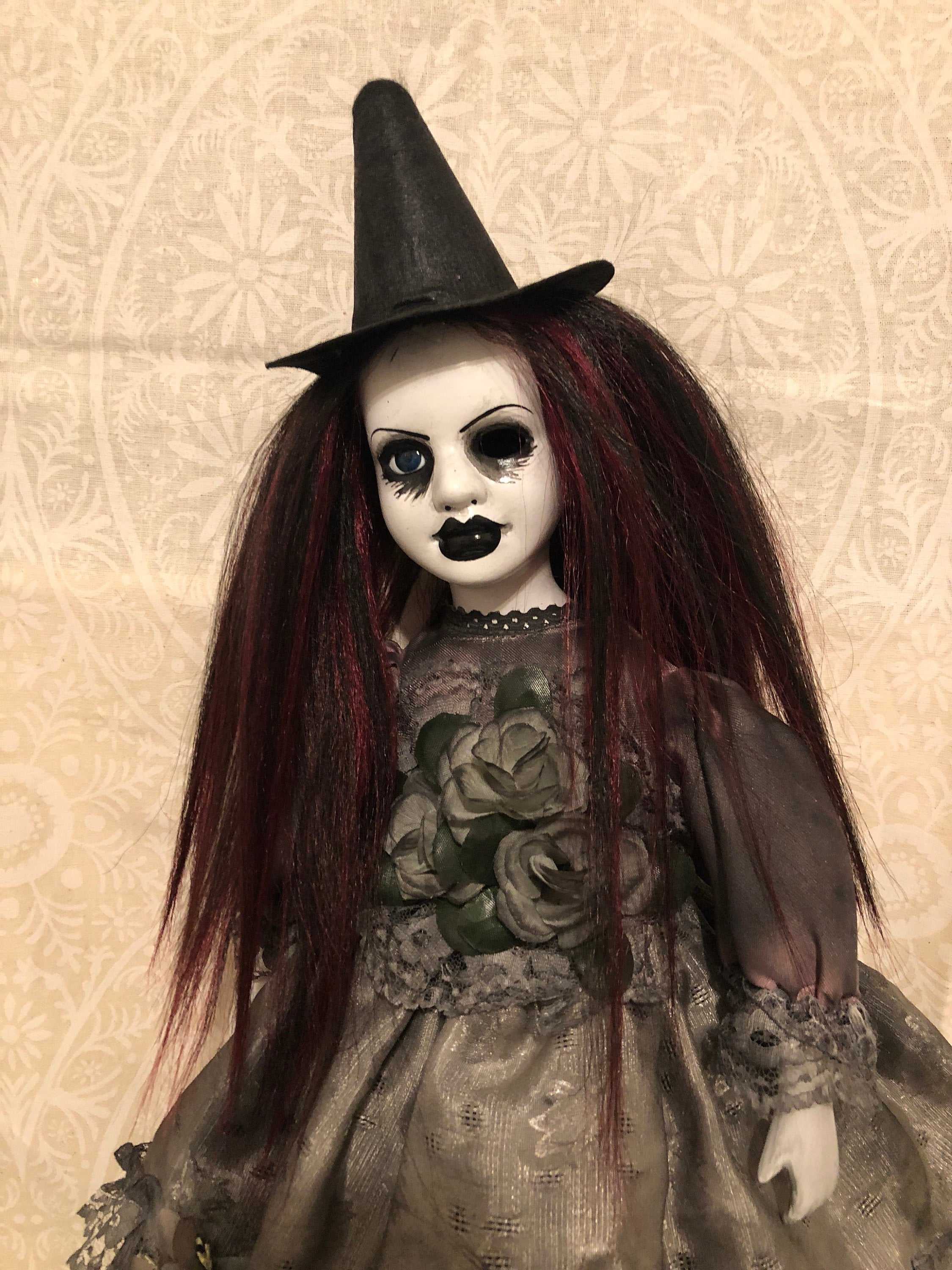 horror porcelain dolls
