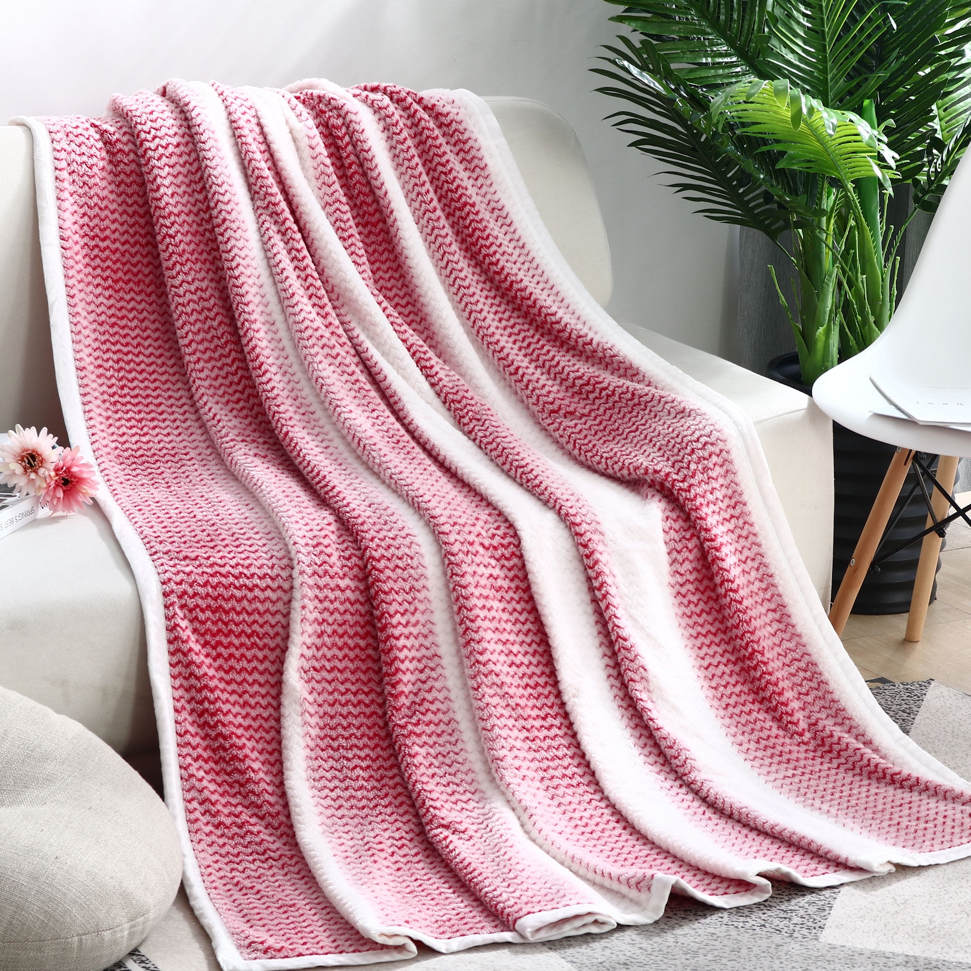 Super Soft Fleece Blanket Warm, Lightweight, Breathable Full Bed