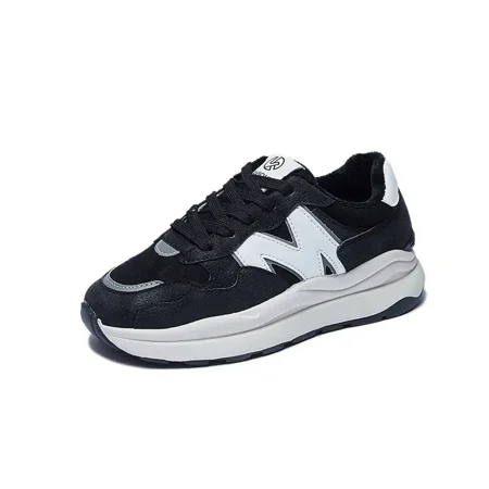 

Yishow-AA Women‘s Winter Fleece Sneakers Lace Up Platform Running Shoes Women‘s Footwear