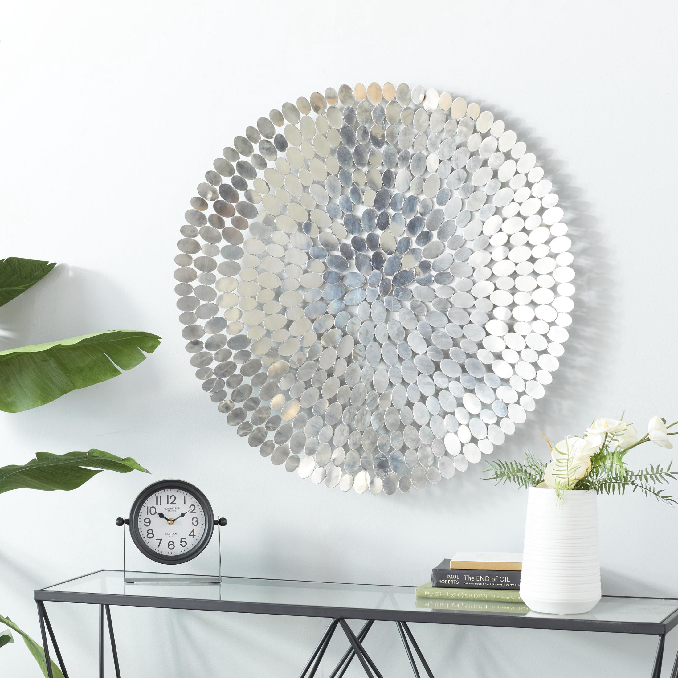 DecMode Silver Stainless Steel Metal Plate Wall Decor