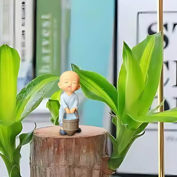 Gmogad Small Zen Monk Statue, Resin Buddha Figurine, Tabletop Decoration for Living Room, Tea Table, Office - Calming Meditation Gift, Compact Spiritual Decor