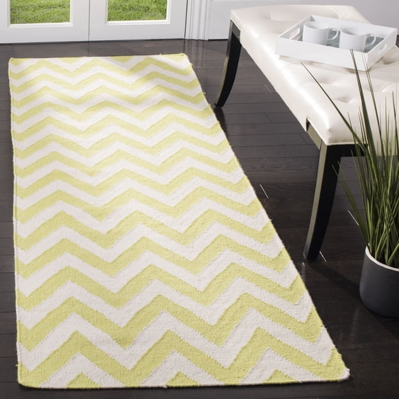 Safavieh Dhurries Bentley Geometric Runner Rug, Green/Ivory, 2'6" x 10'