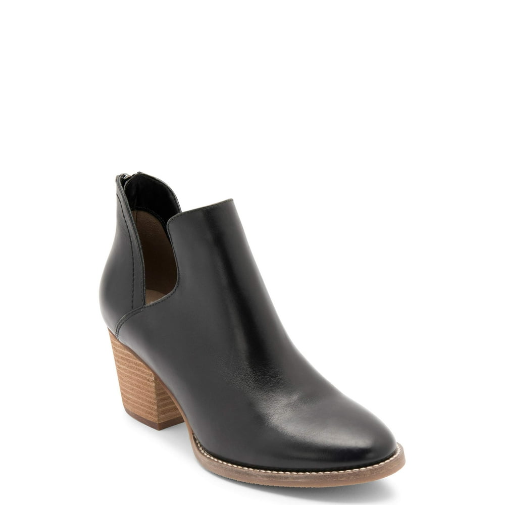 studio b by blondo chunky heel bootie