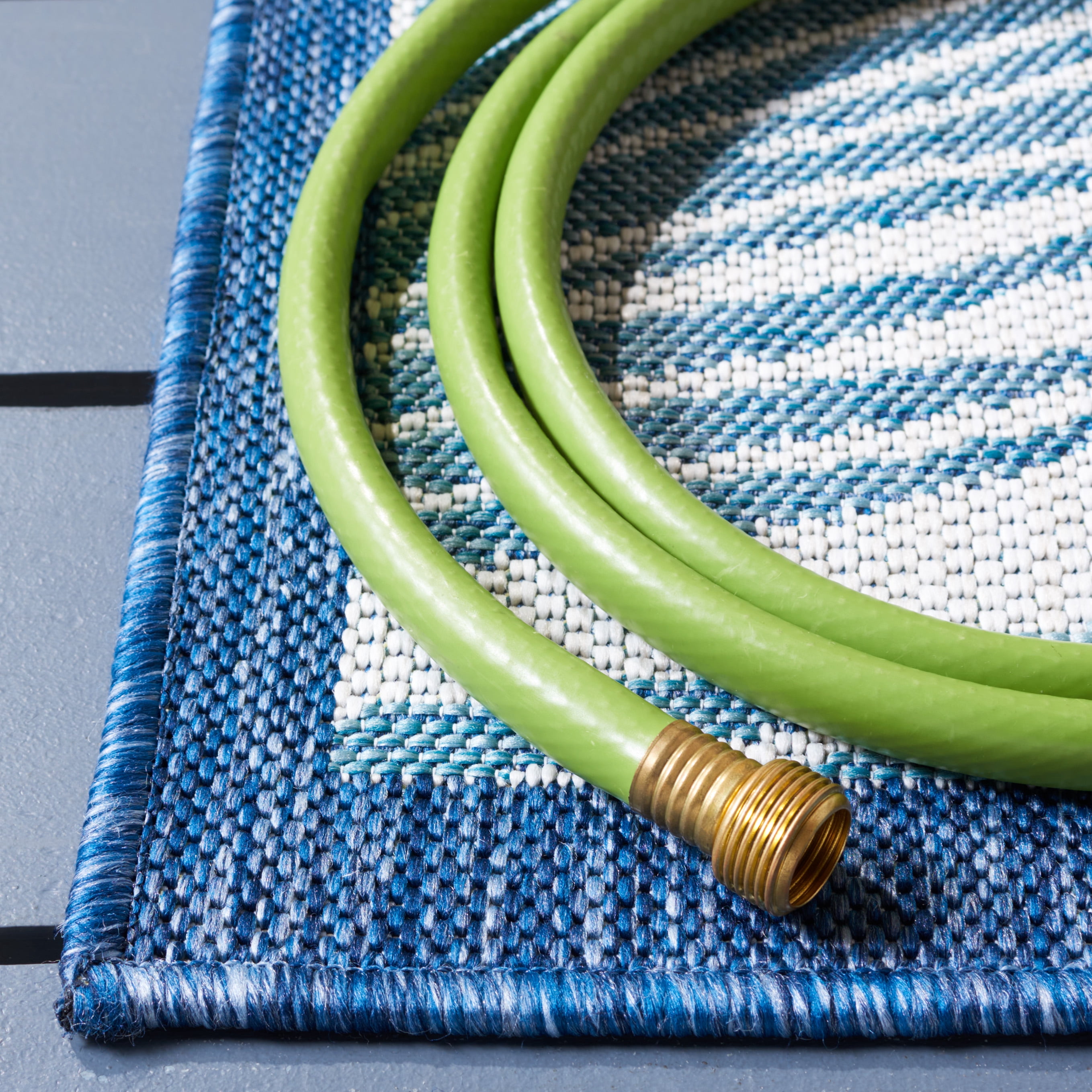 Safavieh Courtyard Nicholas Botanical Indoor/Outdoor Area Rug, Beige/Green Blue, 8' x 10'