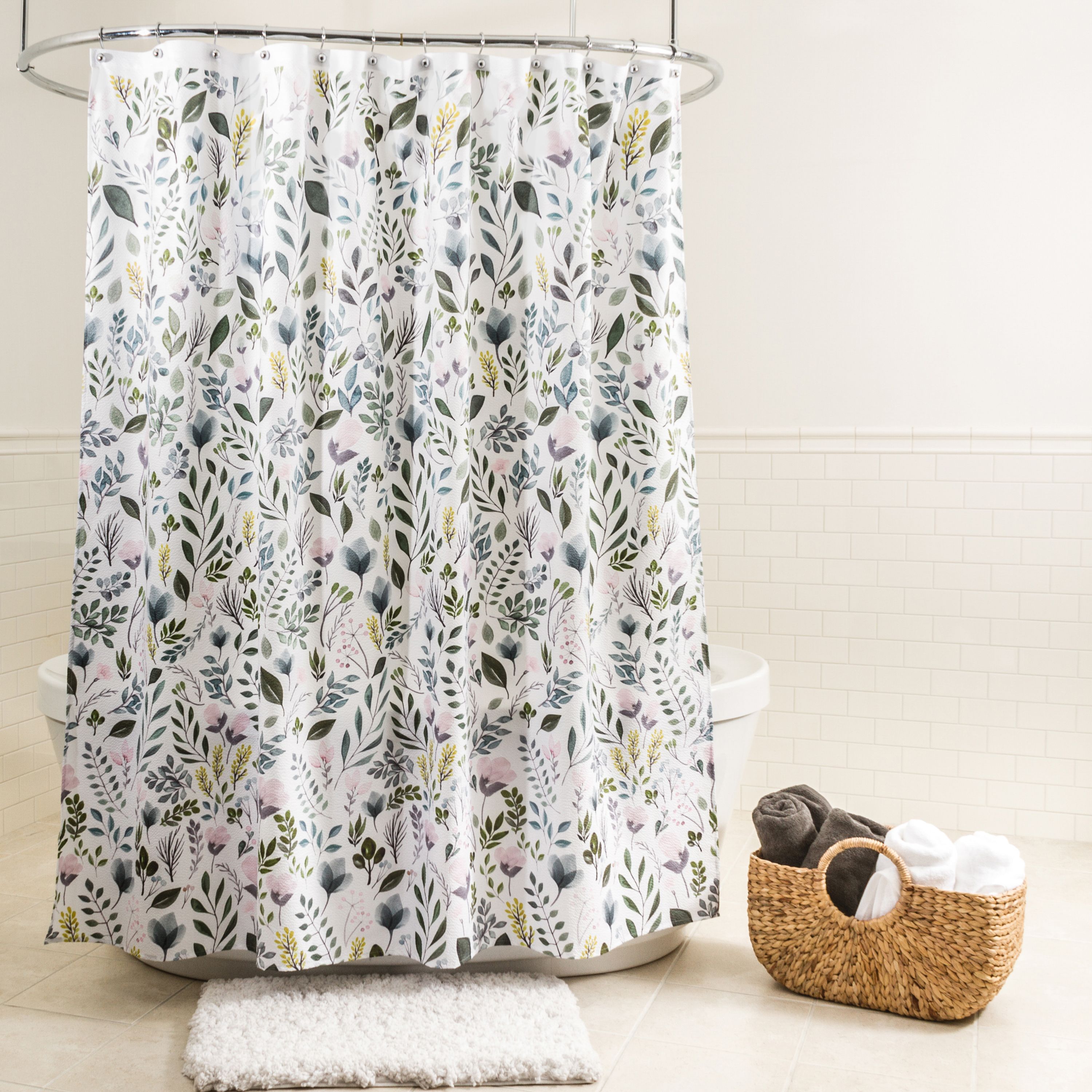 Splash Home Sia Floral Polyester Fabric Shower Curtain, 70" x 72