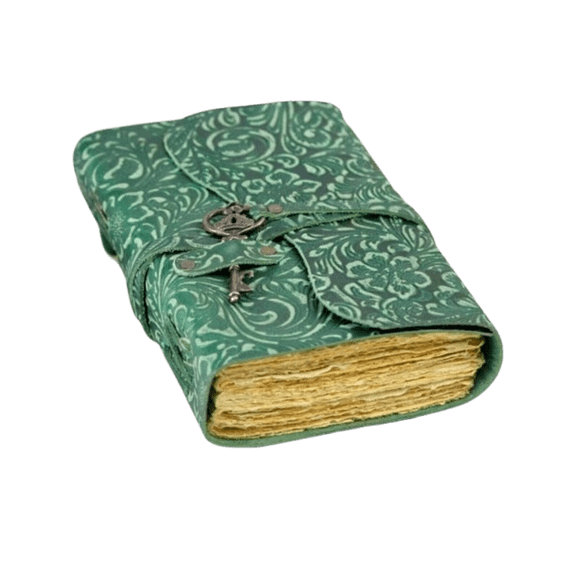 Handmade Embossed Green Leather Journal – 5x7 Inch Vintage Notebook with 200 Handmade Paper Pages, Wrap Closure, Antique Key Charm – Rustic Writing Diary, Sketchbook & Gift