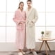 thumbnail image 4 of Camisón de franela de gran tamaño para parejas de otoño e invierno, bata de baño extendida gruesa con costuras de terciopelo Bei Bei para hombres y mujeres, bata de baño, 4 of 6