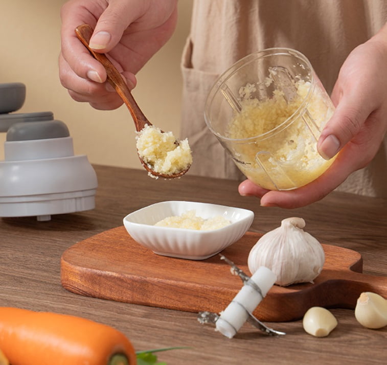 Hand-cranked food processor, garlic masher, kitchen gadget, household garlic grinder, multi-functional vegetable cutter