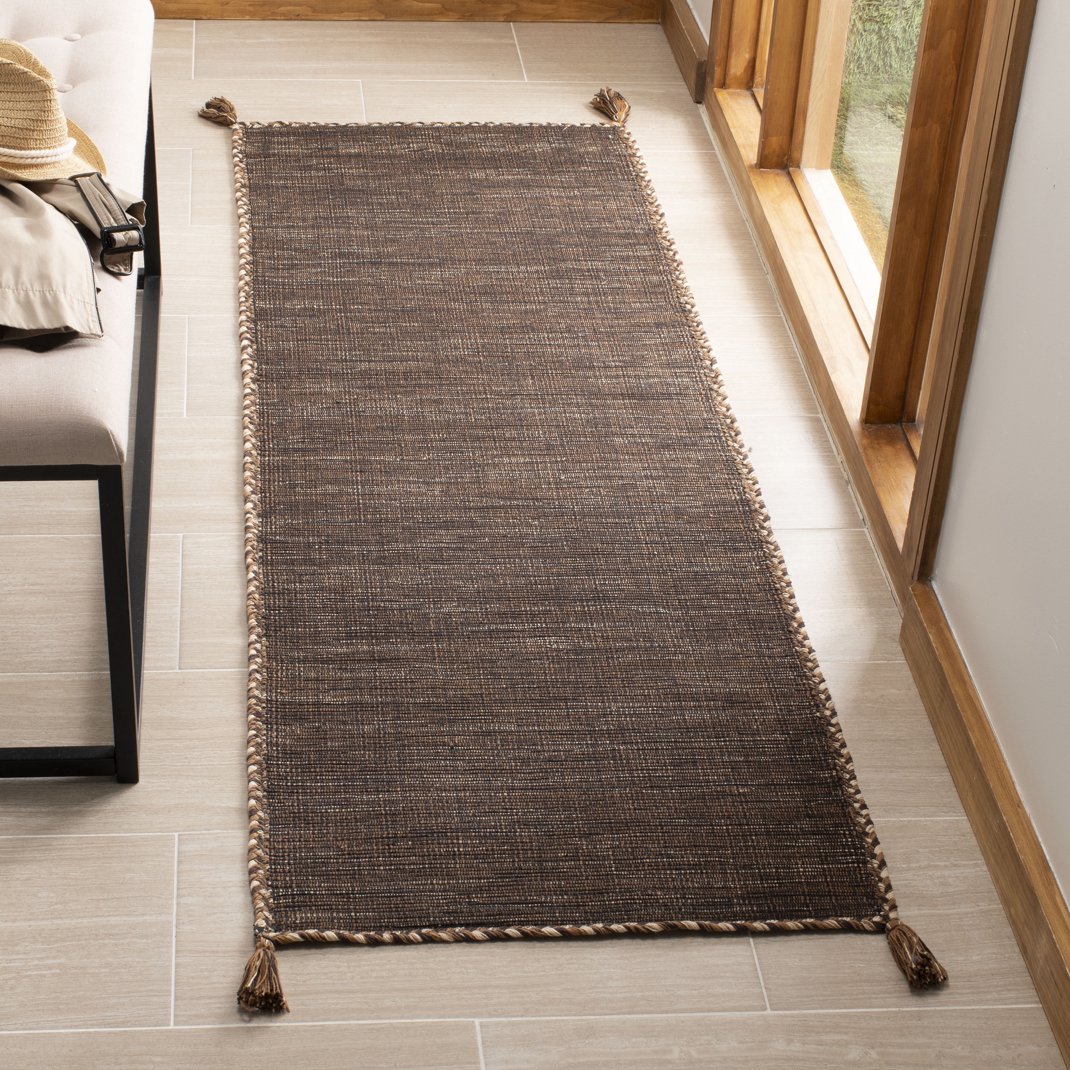 SAFAVIEH Montauk Bijar Solid Cotton Runner Rug, Brown/Black, 2'3" x 9'