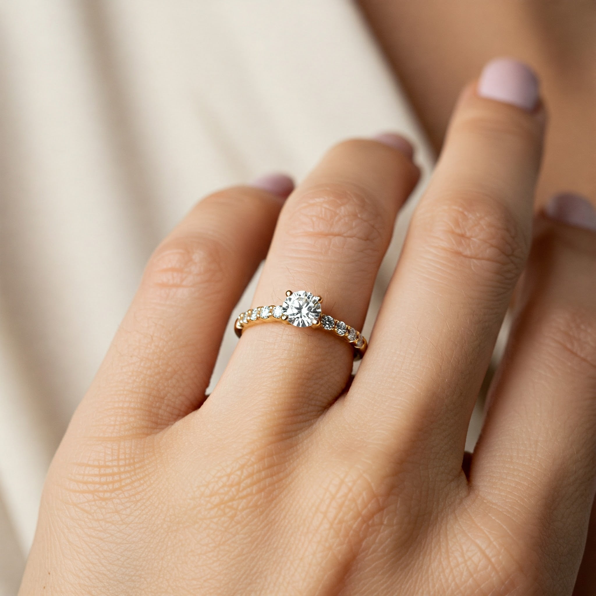 Tilo Jewelry 14K Yellow Gold 1 Carat Solitaire Round Brilliant Engagement Wedding Ring with Side-stone Accents | Size 5 | Classic Engagement Ring for Women