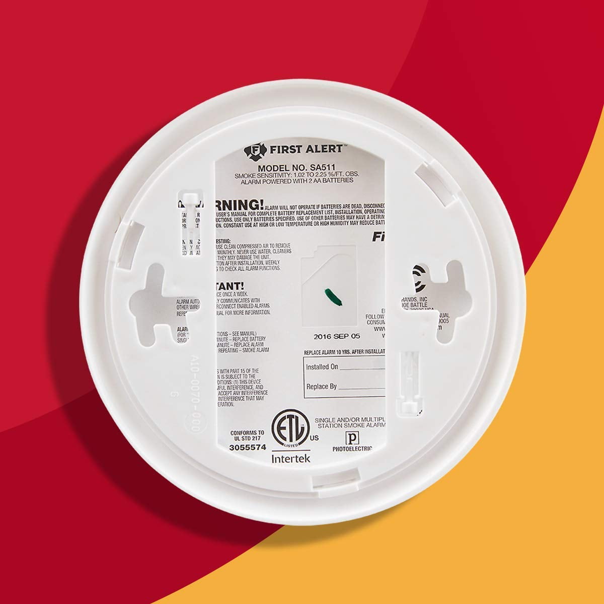First Alert Sa511cn2 3st Interconnected Wireless Smoke Alarm With Voice Location Battery Operated 2 Pack Walmart Com Walmart Com