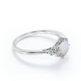 thumbnail image 3 of JeenMata Anillo de Compromiso Inspirado en la Naturaleza con Ópalo de Fuego de Talla Redonda de 1,75 Uds y Moissanita en Oro Blanco de 18 K sobre Plata, 3 of 6