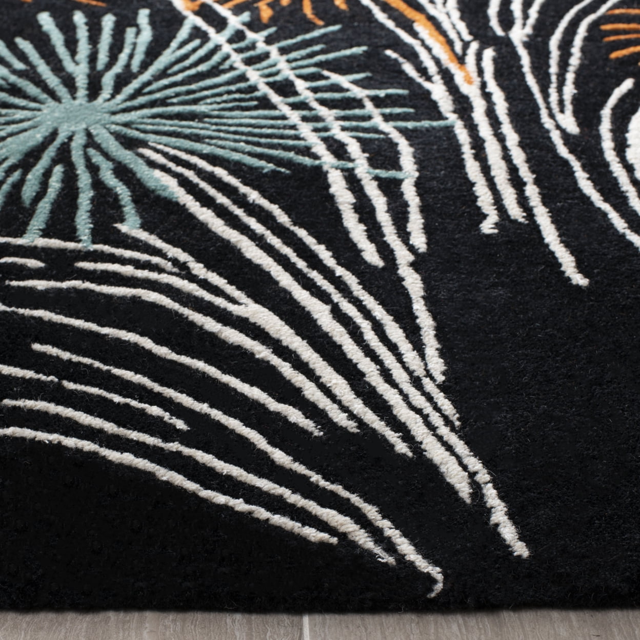 SAFAVIEH Soho Jared Fire Works Wool Area Rug, Black/Multi, 3'6" x 5'6"