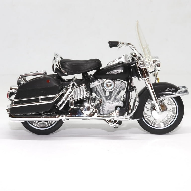 Harley-Davidson FLH Classic 1/16スケール Harley Davidson Flh Classic Black / Tamiya USA