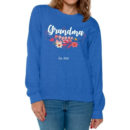 Awkward Styles Grandma 2019 Sweatshirt for Women Grandma Clothes Pregnancy Reveal Women's Sweatshirt Pregnancy Reveal Gifts Grandma Crewneck Pregnancy Collection Pregnancy Announcement