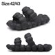 thumbnail image 2 of Diapositivas de burbujas de masaje para mujeres y hombres, sandalias divertidas con correas dobles de burbujas de lichi para adultos, para dormitorio, spa, gimnasio, playa (negro), 2 of 5