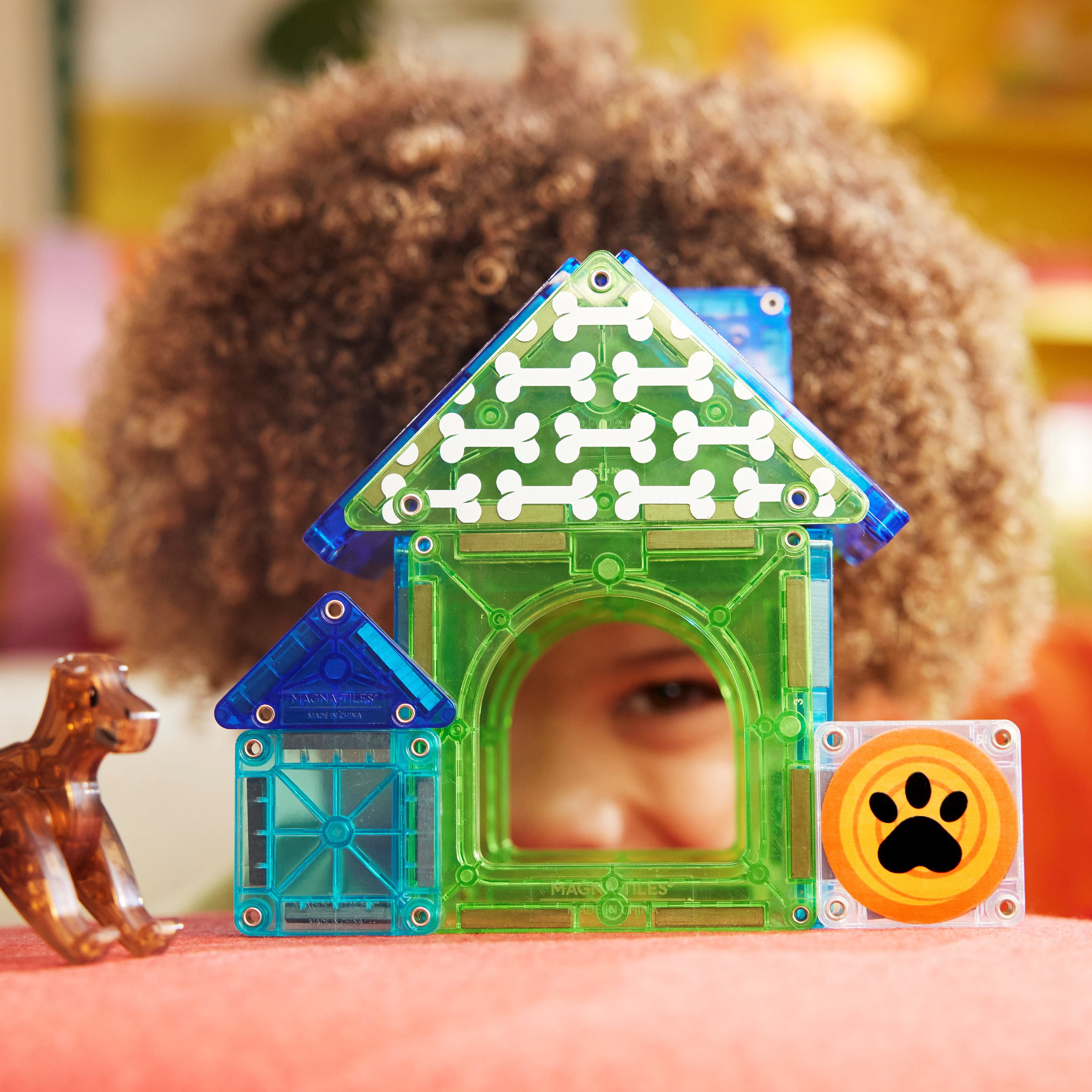 MAGNA-TILES® Dog House 13-Piece Magnetic Construction Set, The Original Magnetic Building Brand