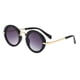 thumbnail image 2 of Gafas de sol Hugo para Niñas Espejo Reflectante Negro 122x123x48mm, 2 of 10