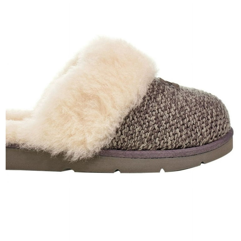 Ugg cozy slippers online size 3