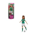 thumbnail image 1 of Muñeca Barbie Profesiones Jugadora de Fútbol Playera Verde, 1 of 4