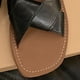 thumbnail image 3 of Sandalias planas con correa cruzada sandalias de playa con punta abierta zapatillas de casa informales para mujer, 3 of 6