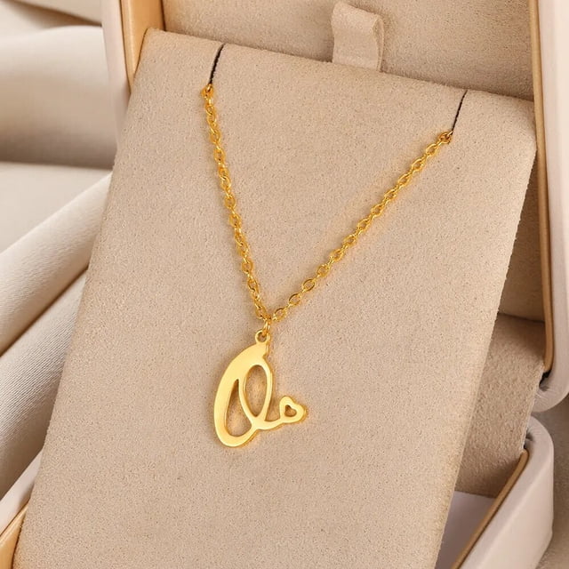 Collares con 26 letras de corazón para mujer, joyería delicada del alfabeto, collares con iniciales de A-Z de acero inoxidable, colgantes 2022