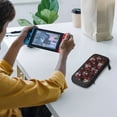 thumbnail image 3 of Bolsa de almacenamiento para la consola Switch La bolsa de almacenamiento para la consola Switch también es adecuada para auriculares, cables de carga y otros accesorios pequeños de Switch., 3 of 5