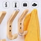 thumbnail image 4 of Gancho para abrigos de madera, ganchos para abrigos en forma de J de 4 piezas de 155 mm, ganchos para toallas montados en la pared mejorados, roble de grado A, superficie pulida a mano, adecuado para Feliz Sencillez, 4 of 5