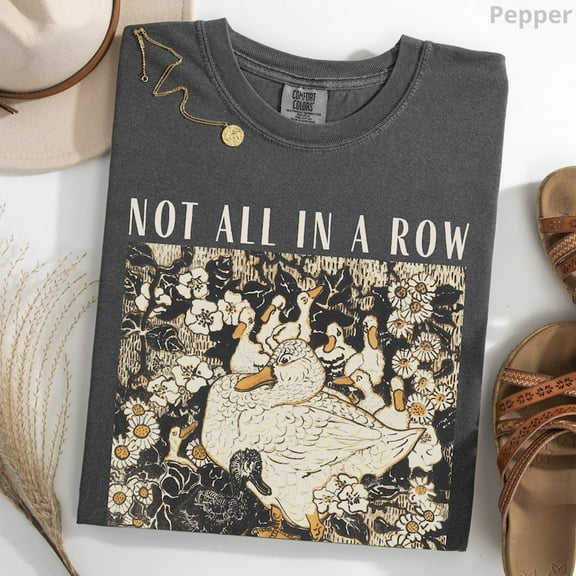 Ducks Not in A Row Shirt, Funny Vintage Retro Animal Shirt, Homesteading Mama Duck Graphic Tee, Cottagecore Gift for Mom