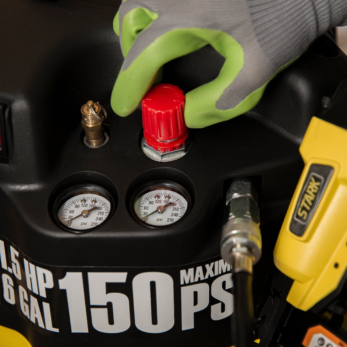 Stark USA 18 Gauge Brad Nailer & 6 Gallon Oil-Free Pancake Air Compressor Combo Kit