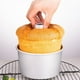 thumbnail image 5 of Juego de moldes para hornear pasteles, molde hueco de metal para pasteles, revestimiento antiadherente, sartén multiusos adecuada para muffins de té de la tarde, 5 of 8