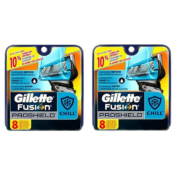 Gillette Fusion Proshield Chill Cartridges, 8 Ct (Pack of 2) + Asstd Purse Kit