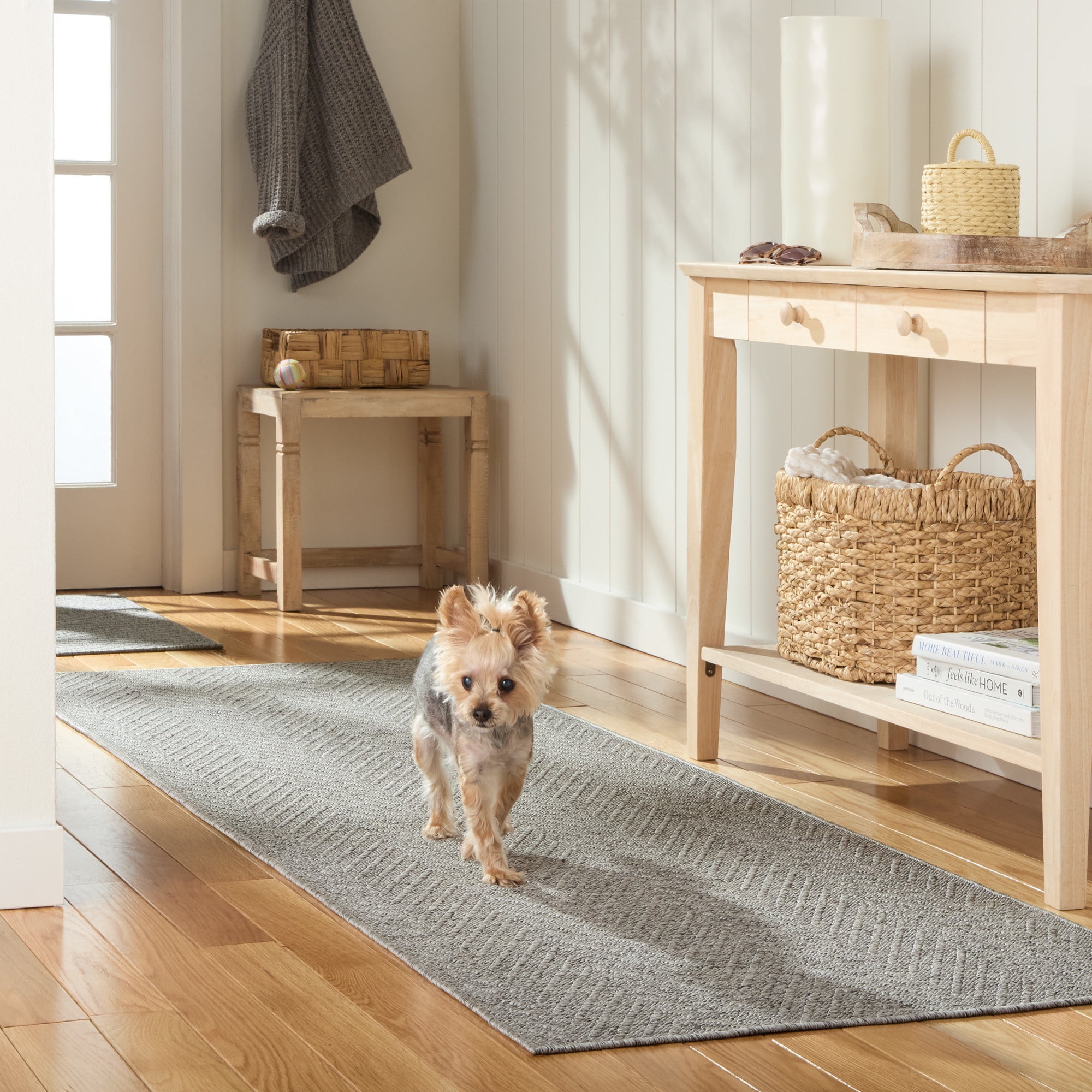 TOWN & COUNTRY BASICS Pax Herringbone Textured Solid Everwash® Washable Area Rug, Low Pile, Non-Slip Backing, Easy Clean Pet & Family Friendly Rug, Grey, 2'11"x4'11"